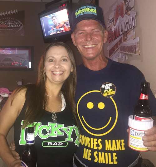 Lucky's Bar - Zanesville Ohio - Food, Fun, Drinks, Live Entertainment
